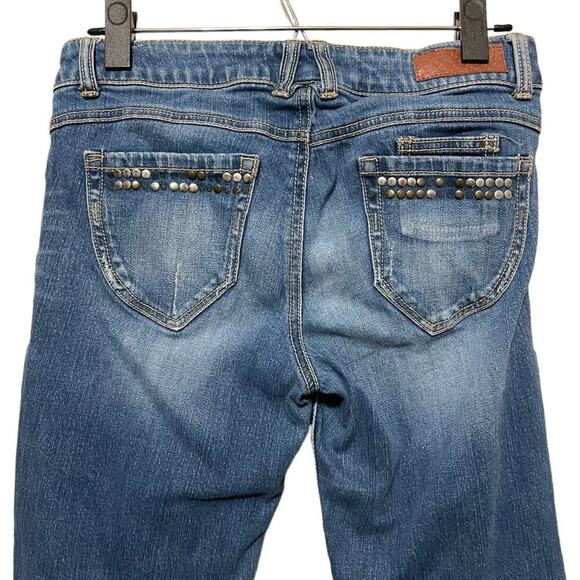 Juniors Jolt Distressed Medium Wash Skinny‎ Jeans - Picture 7 of 8